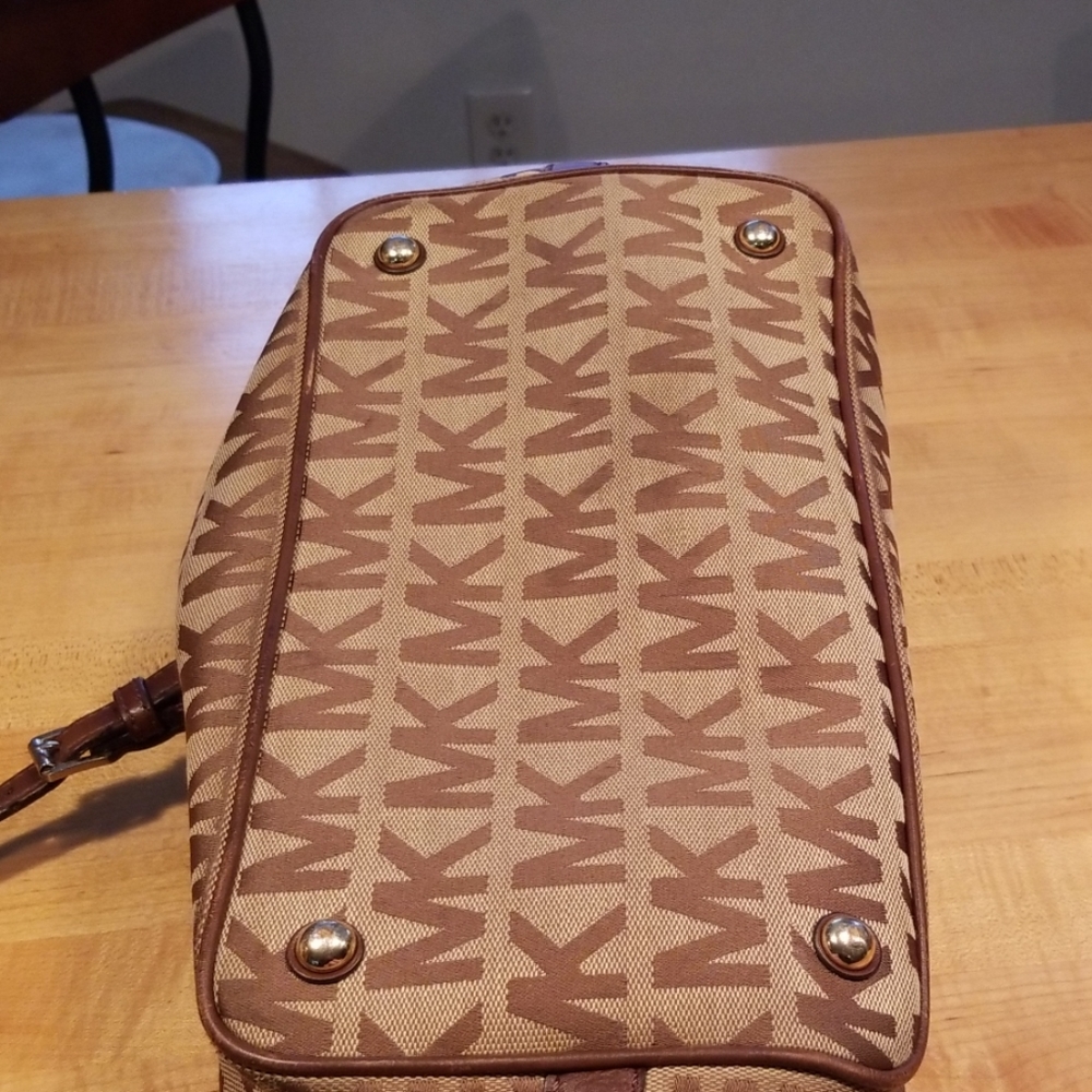 Michael Kors bag - Picture 5 of 6